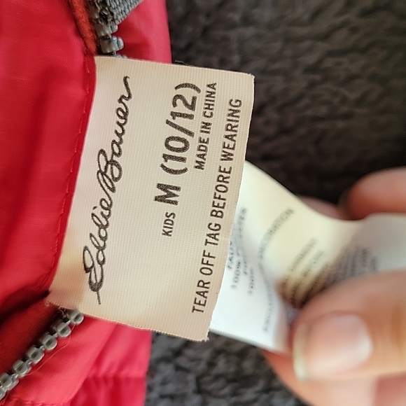 Reversible red and gray Eddie Bauer puffy jacket - Picture 6 of 6